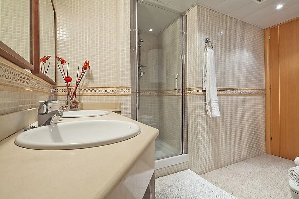 ברצלונה Aparthotel Rambla108 3*,  ספרד