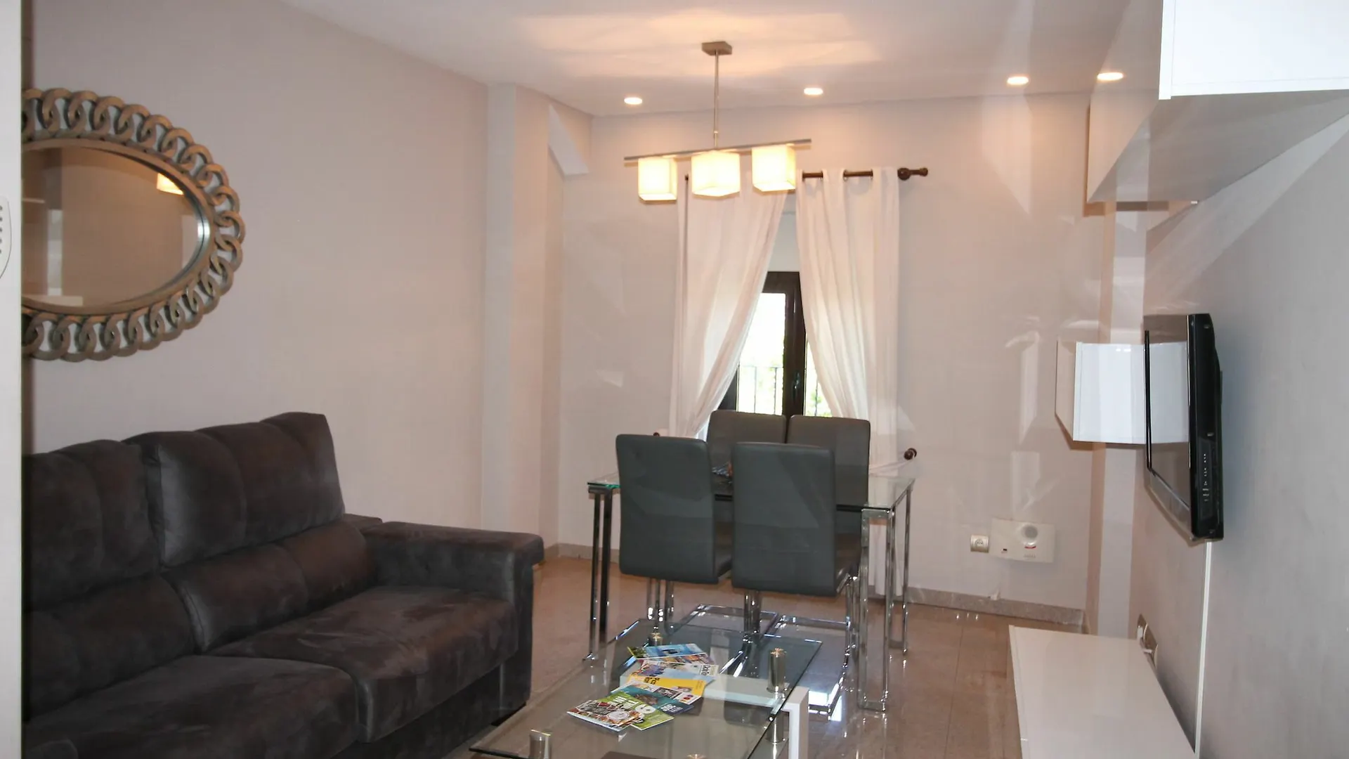 ברצלונה Aparthotel Rambla108 ספרד