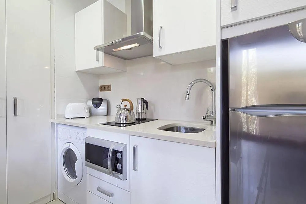 ברצלונה Aparthotel Rambla108 ספרד